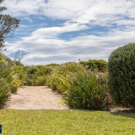 Aloha Villa Culburra Beach Exterior photo